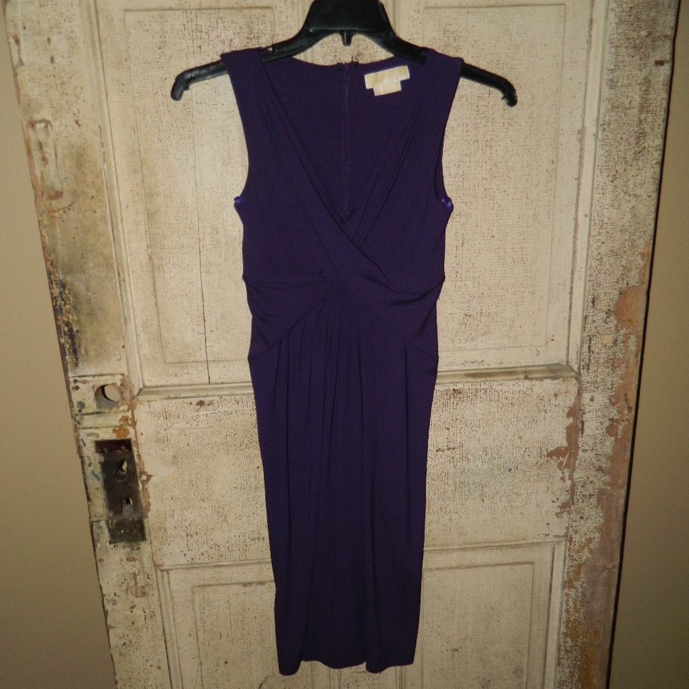 Michael Kors V-Neck Drapes Sleeveless Dress Size 4 (BB-1)